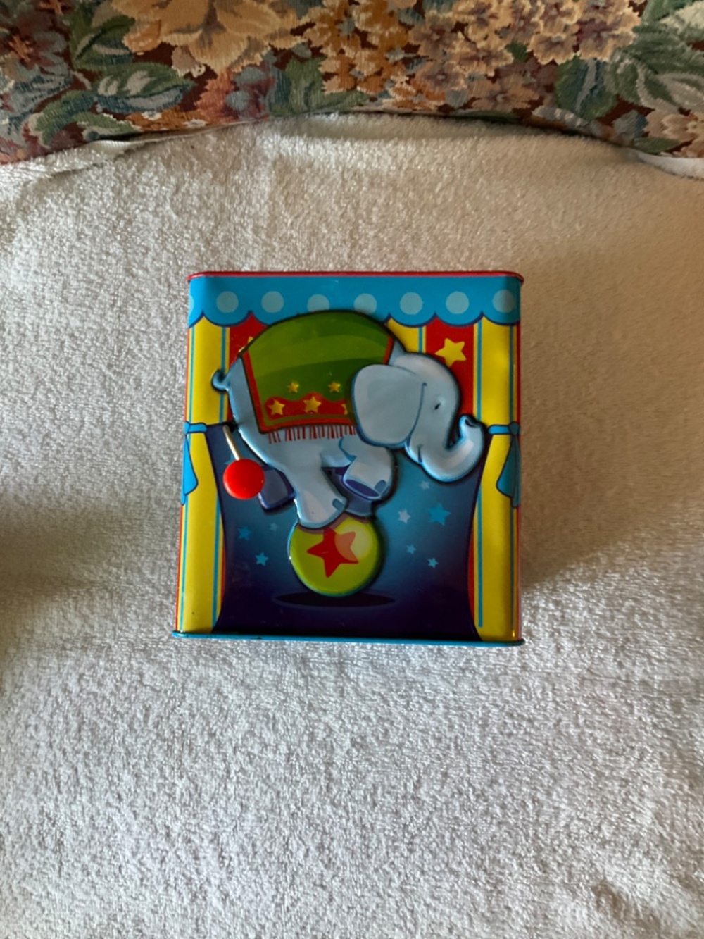 EUC Schylling "Silly Circus" Jack-in-the-Box Musical Toy - Picture 3 of 7